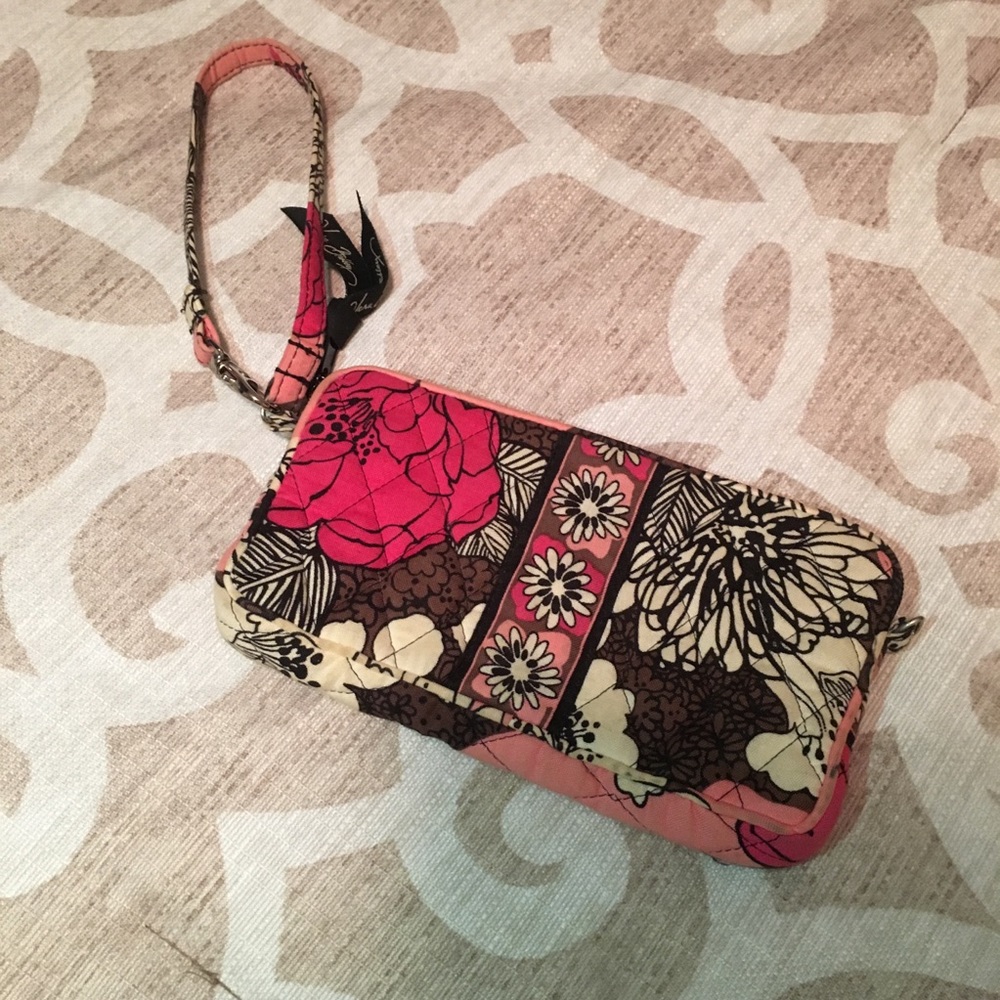 Mocha Rouge Wristlet